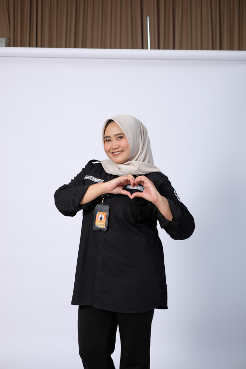 SMA BPI 1 BANDUNG Aisyi Honesty, S.Pd