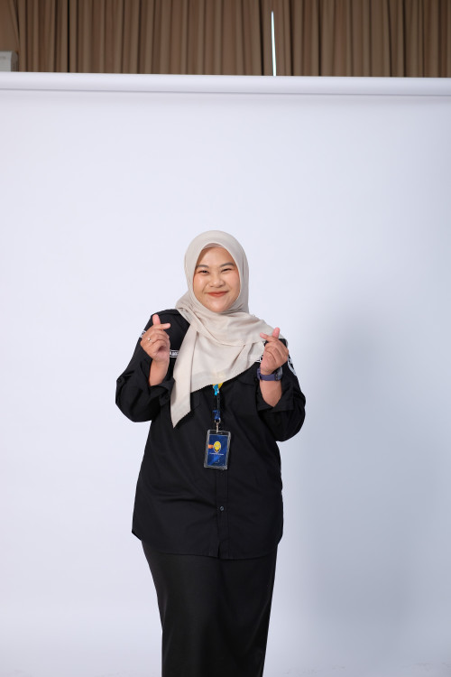 SMA BPI 1 BANDUNG Camelia Arni Minandar, M.Pd