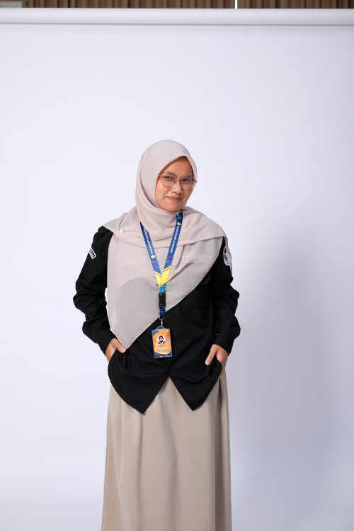 SMA BPI 1 BANDUNG Finci Khoirunnisa, S. Si