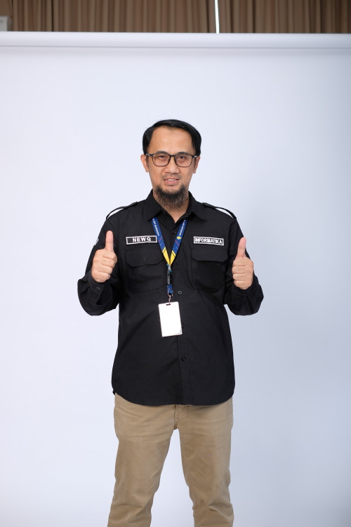 SMA BPI 1 BANDUNG M. Noor Basuki, ST