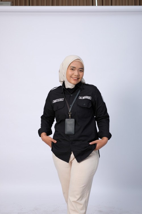 SMA BPI 1 BANDUNG Meiyana, S. Pd