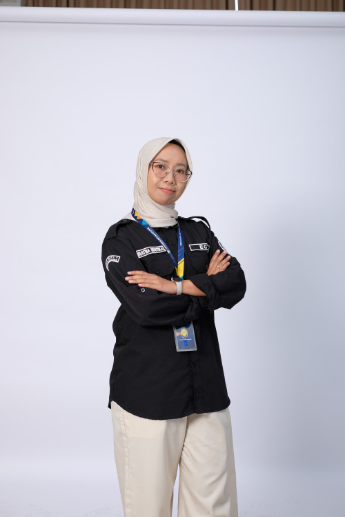 SMA BPI 1 BANDUNG Ratna Mustika Budiarti, S.Pd.Ing, M.M