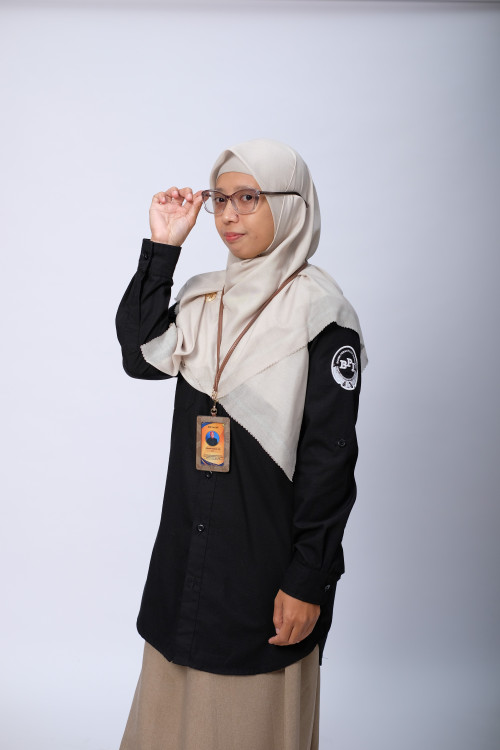 SMA BPI 1 BANDUNG Riski Utami,S.Pd.I