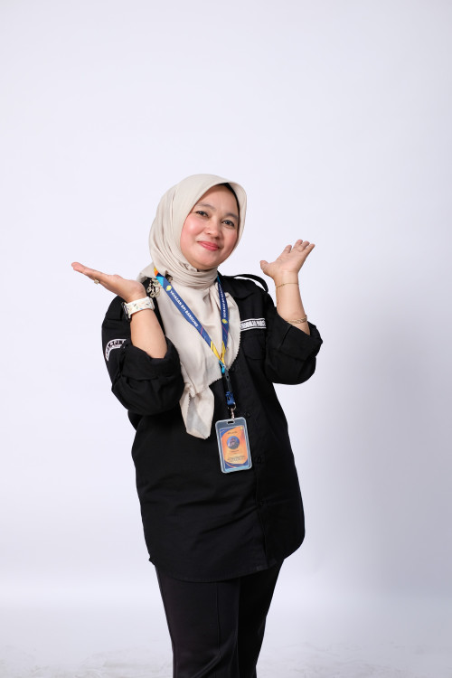 SMA BPI 1 BANDUNG Sri Mutiara, S.Pd